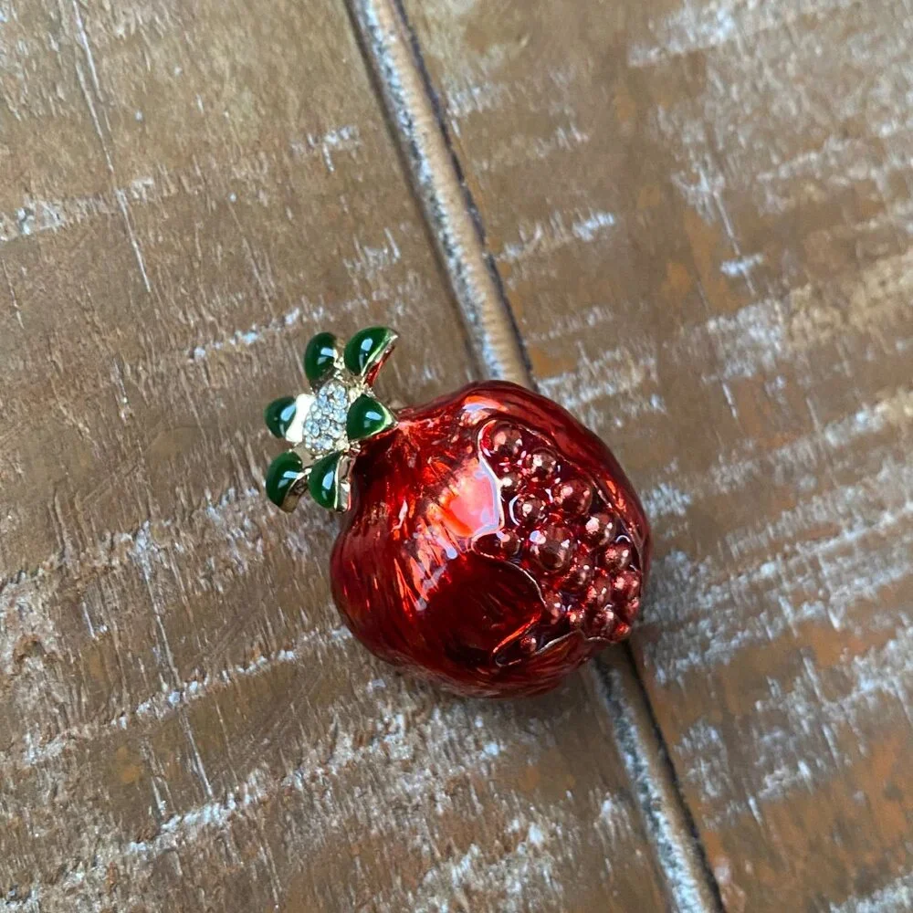 VINTAGE ESTATE Pomegranate Brooch Pin Rare Enamel Rhinestone Costume Jewelry 80s